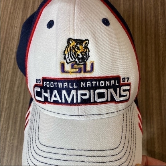 ADIDAS LSU 2007 blue/white hat - Picture 3 of 8